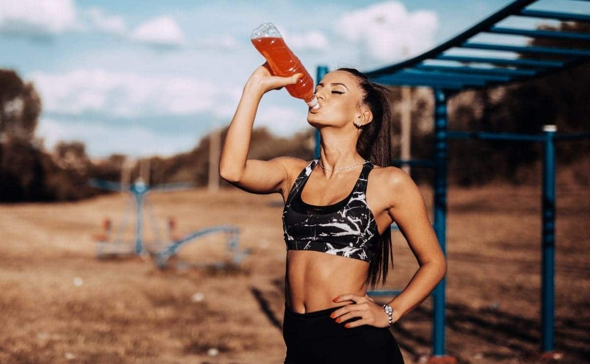 Bebida con proteinas para mejorar el rendimiento deportivo